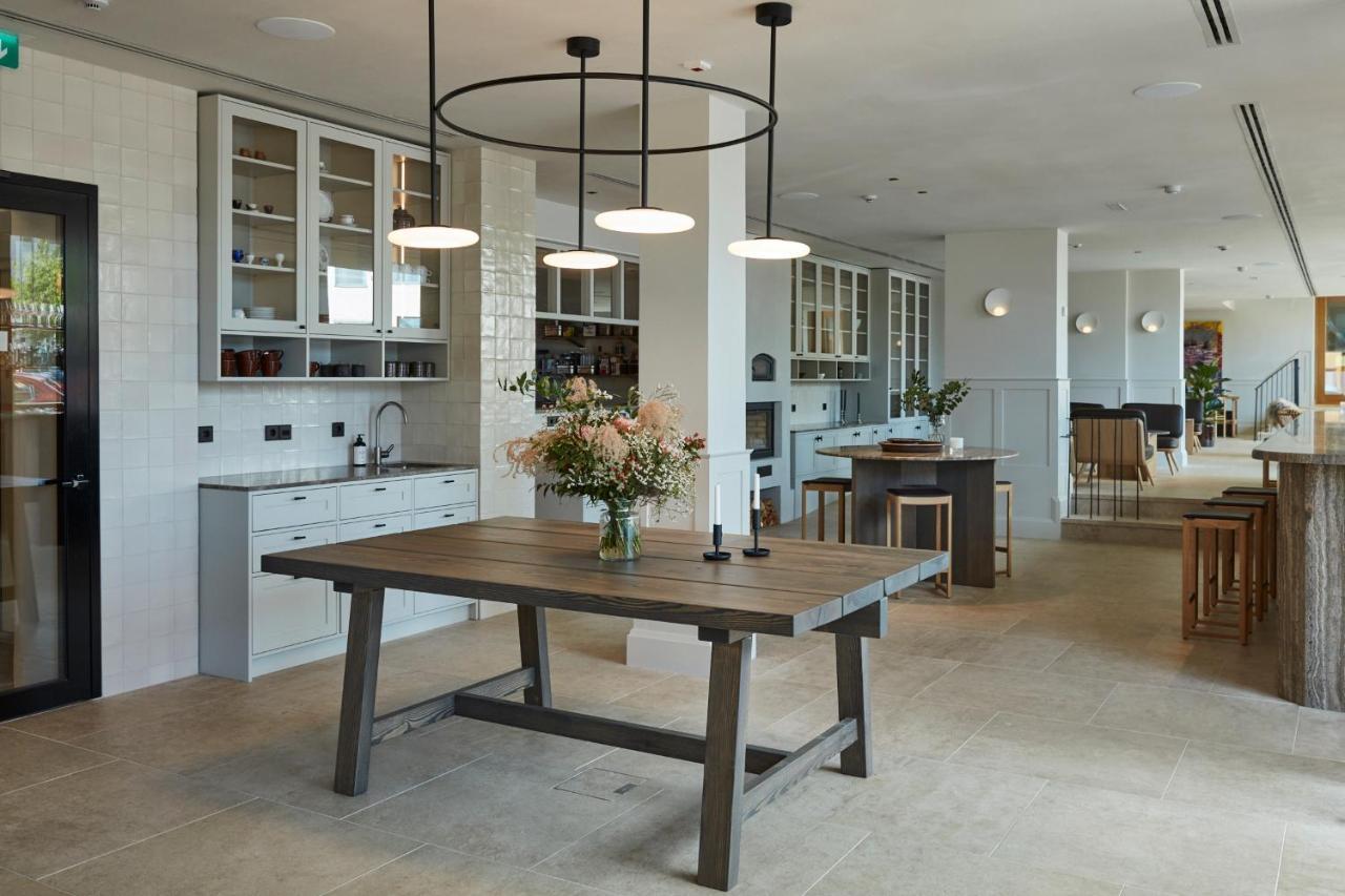 Runo Hotel Porvoo Luaran gambar The kitchen at the 1000m² penthouse