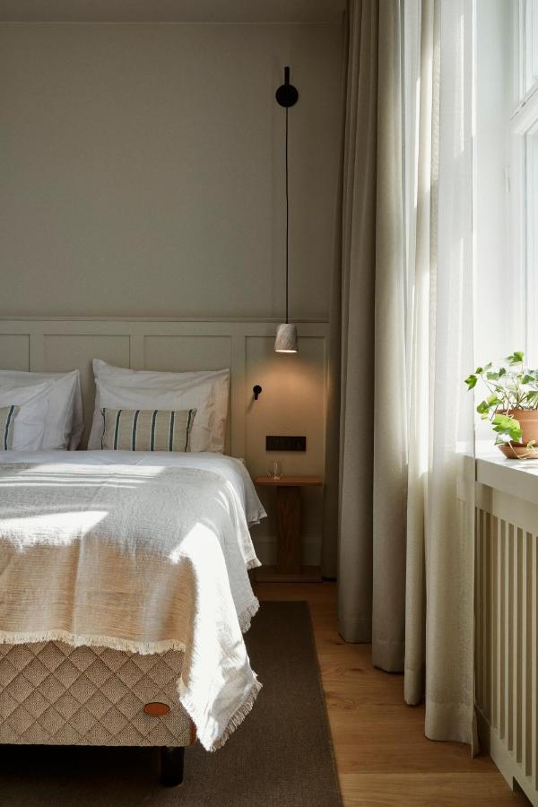 Runo Hotel Porvoo Luaran gambar A pendant light